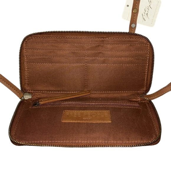 Free People Tan Leather Wallet - Picture 4 of 14